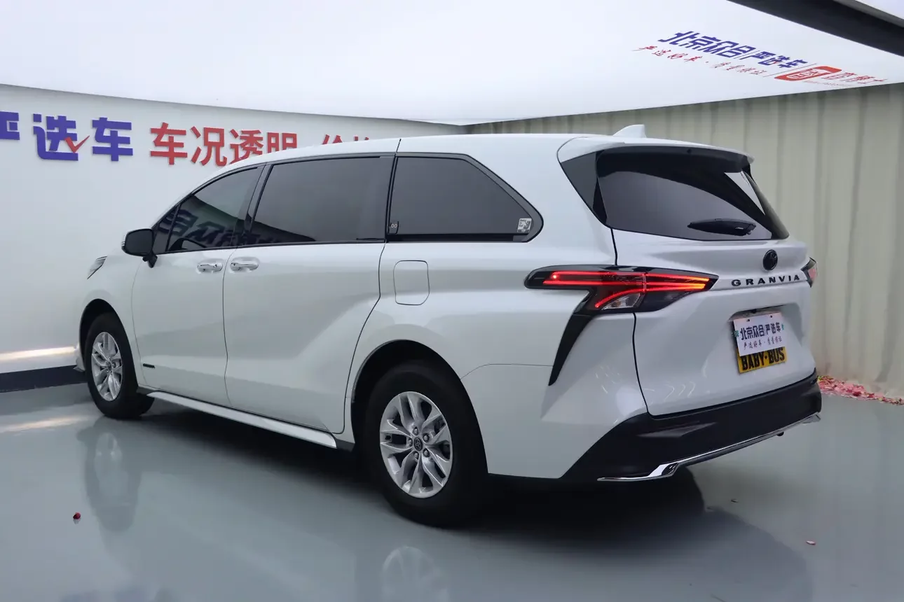 Toyota Granvia