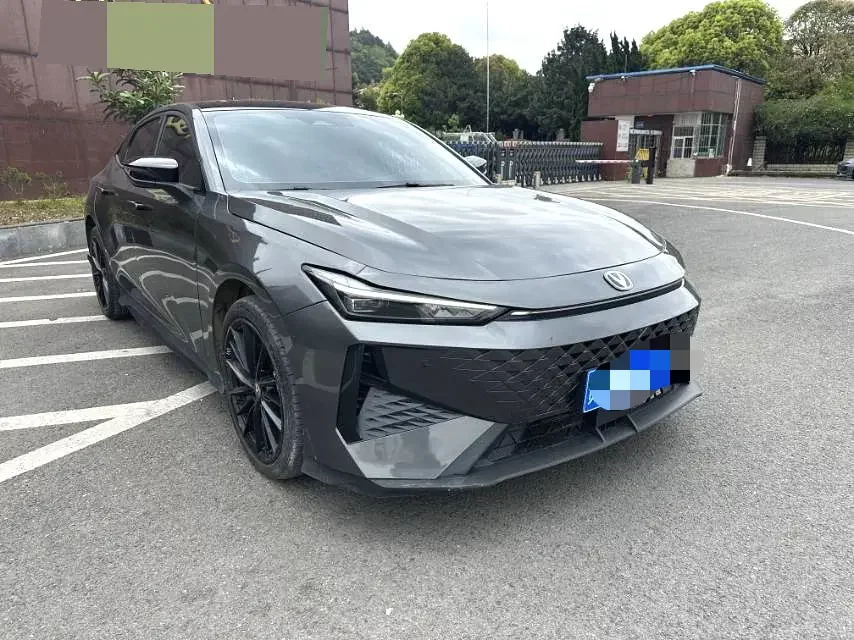 Changan UNI-V