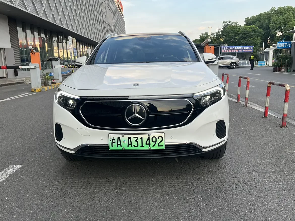 Mercedes-Benz EQA