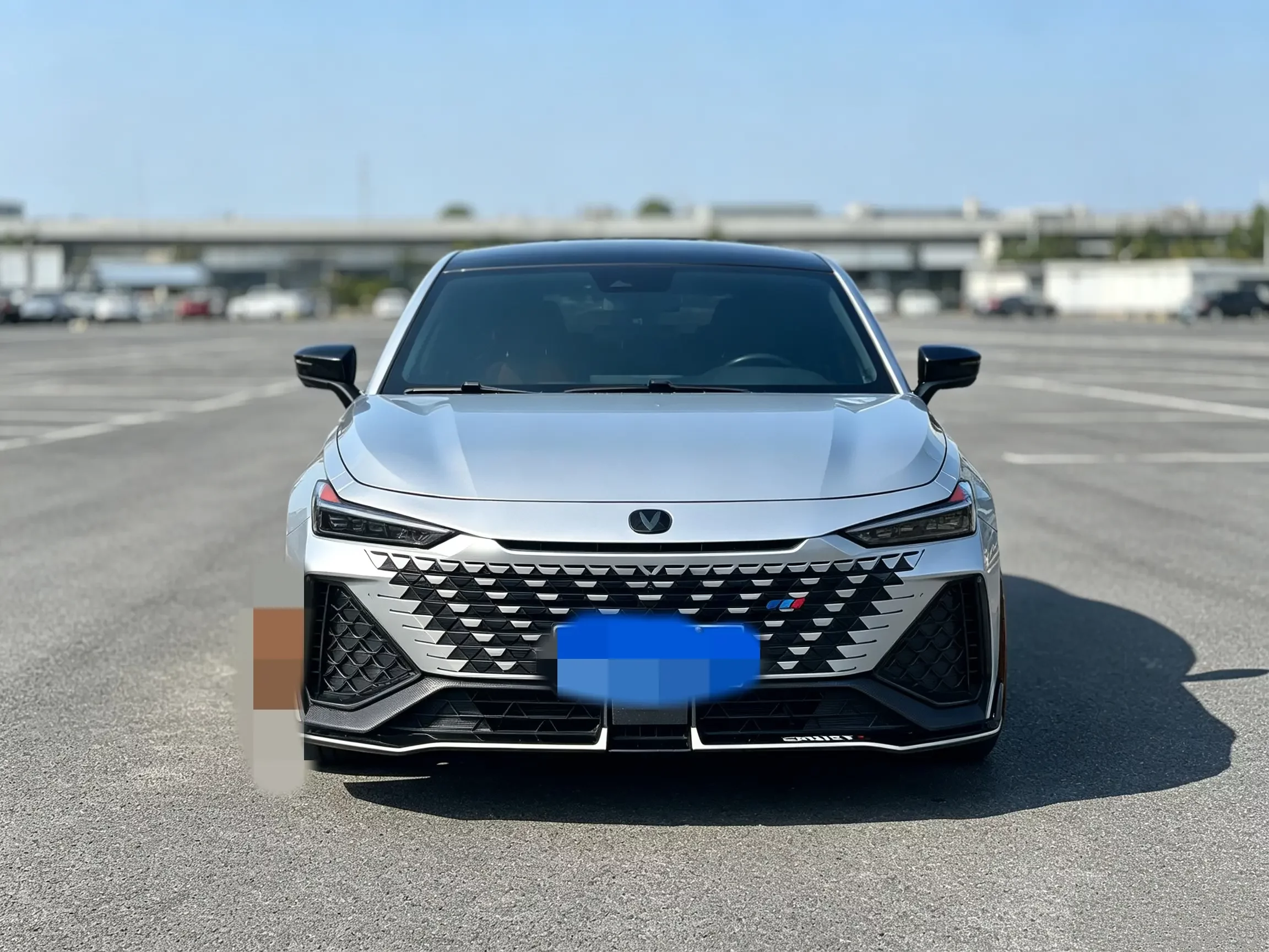 Changan UNI-V