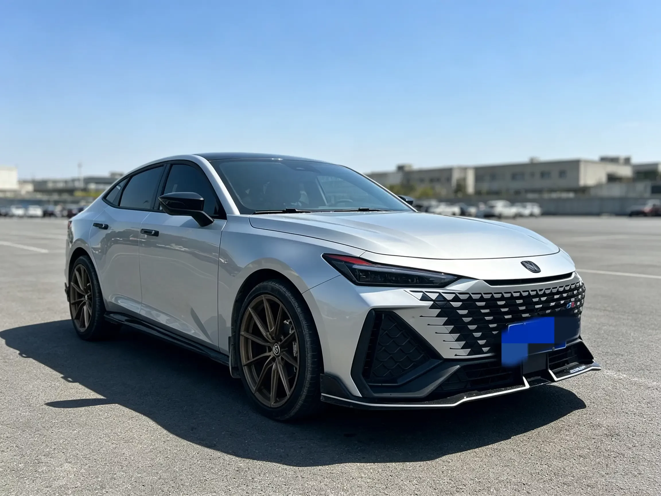 Changan UNI-V