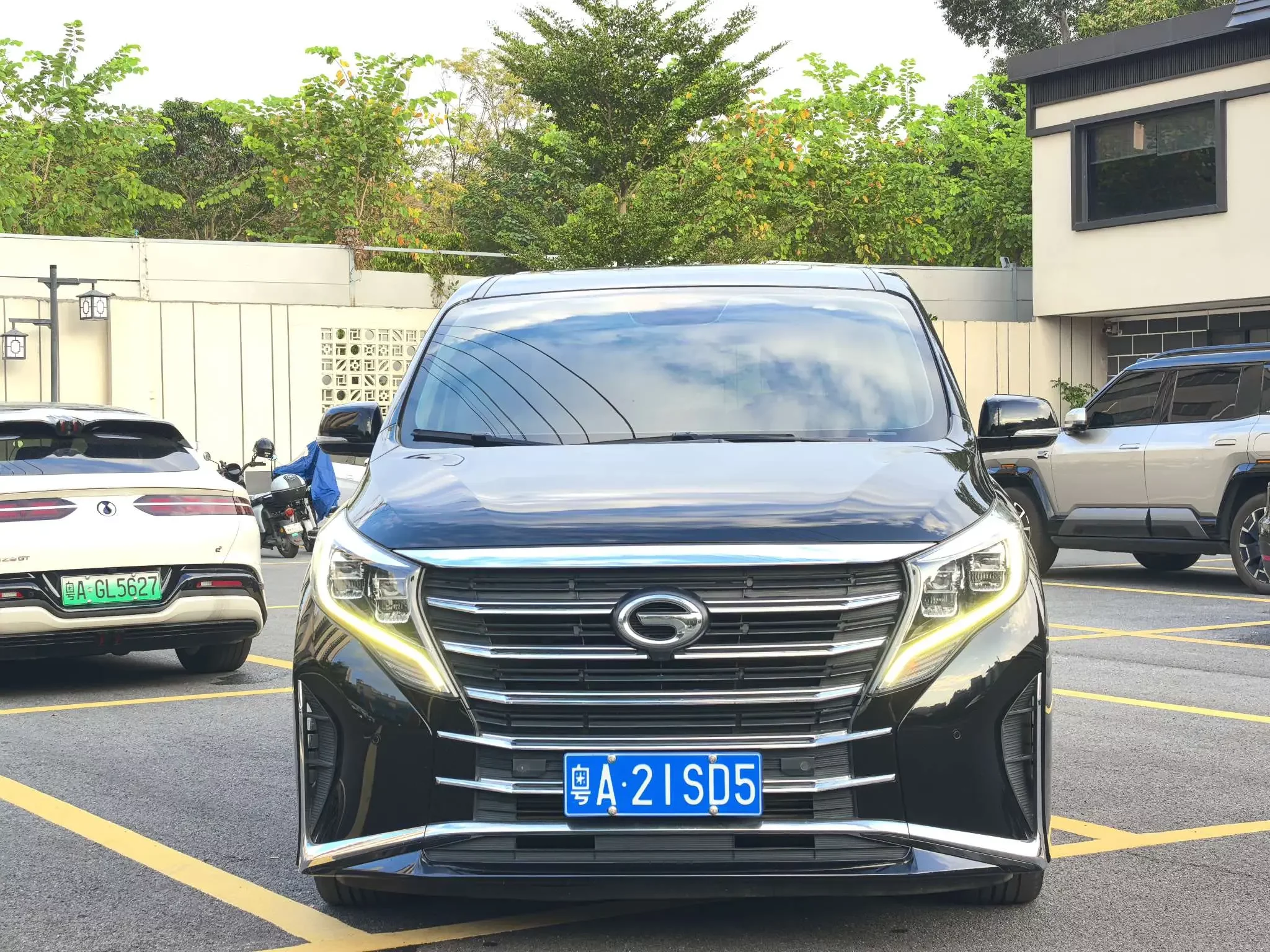 GAC Trumpchi M8