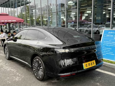 Nissan N7