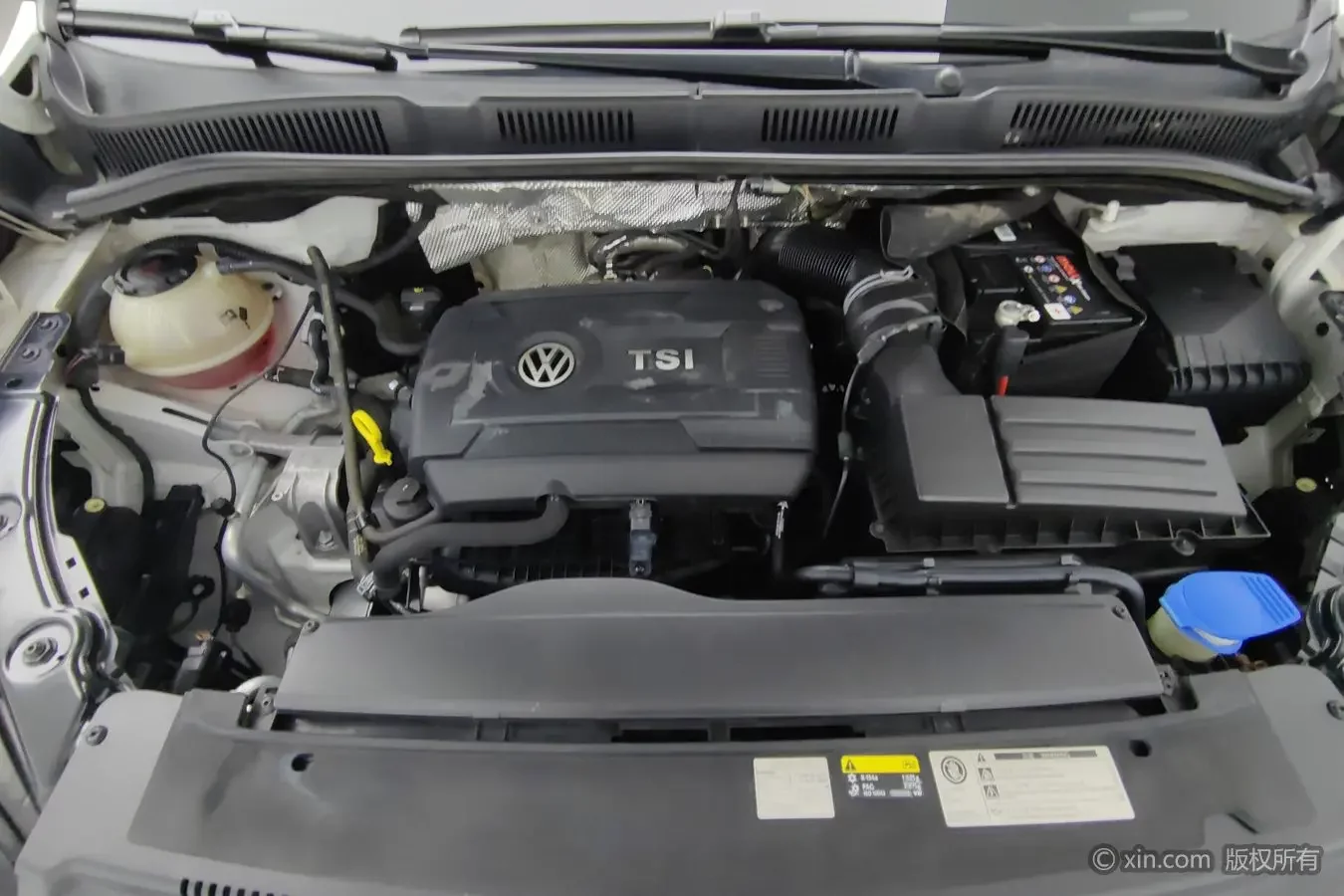 Volkswagen Sharon