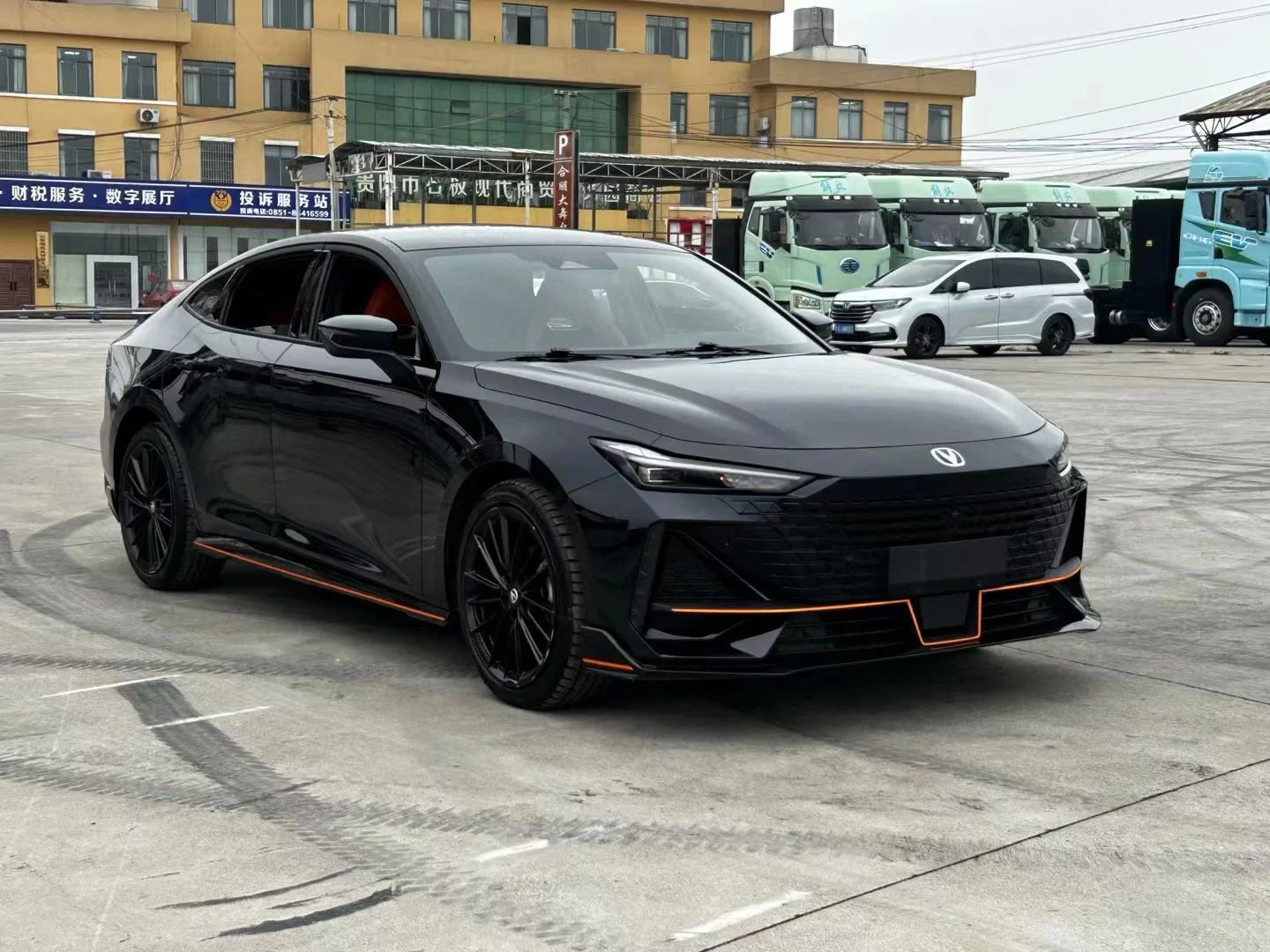 Changan UNI-V