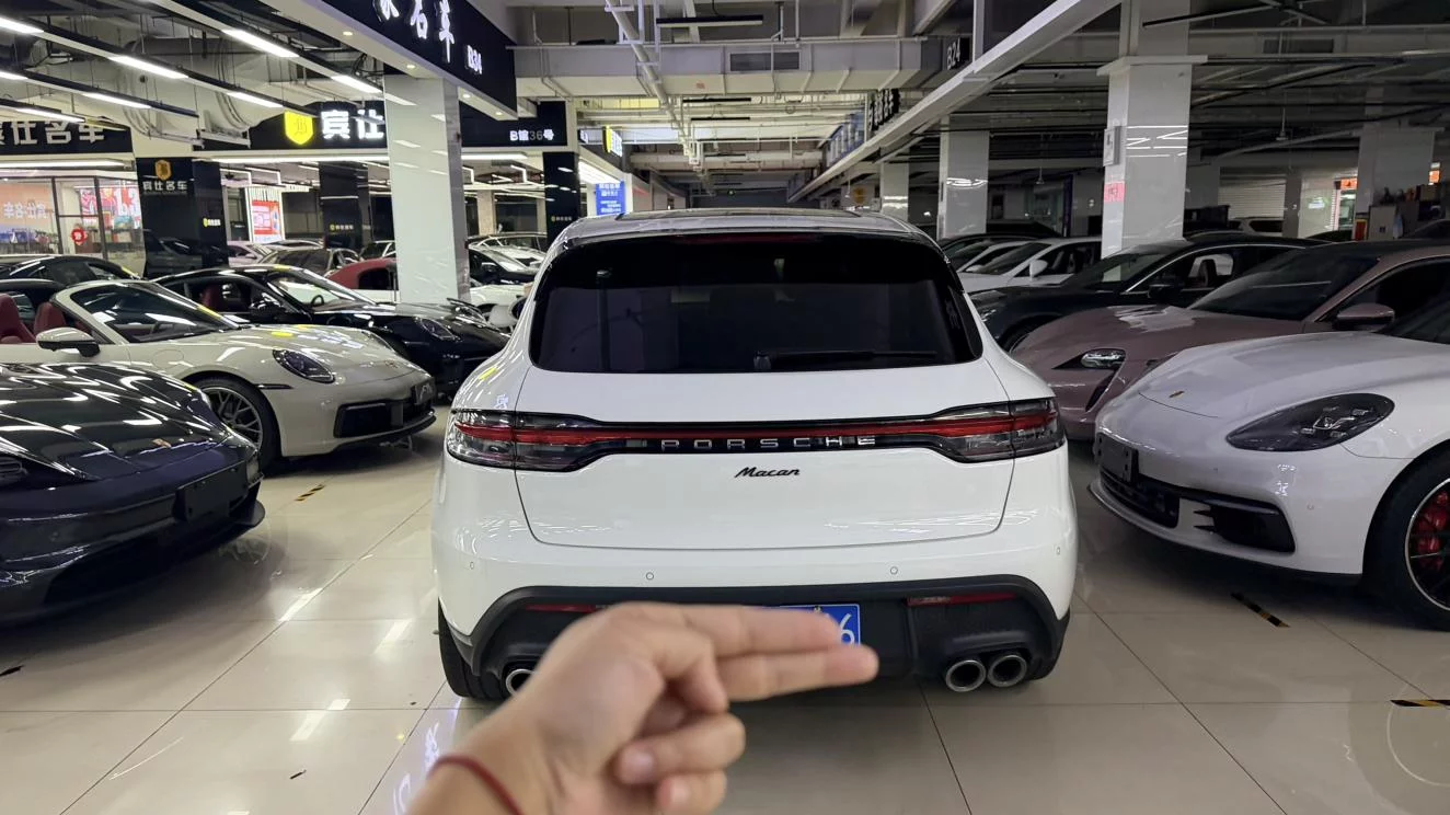 Porsche Macan