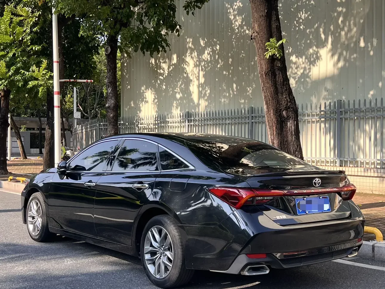 Toyota Avalon