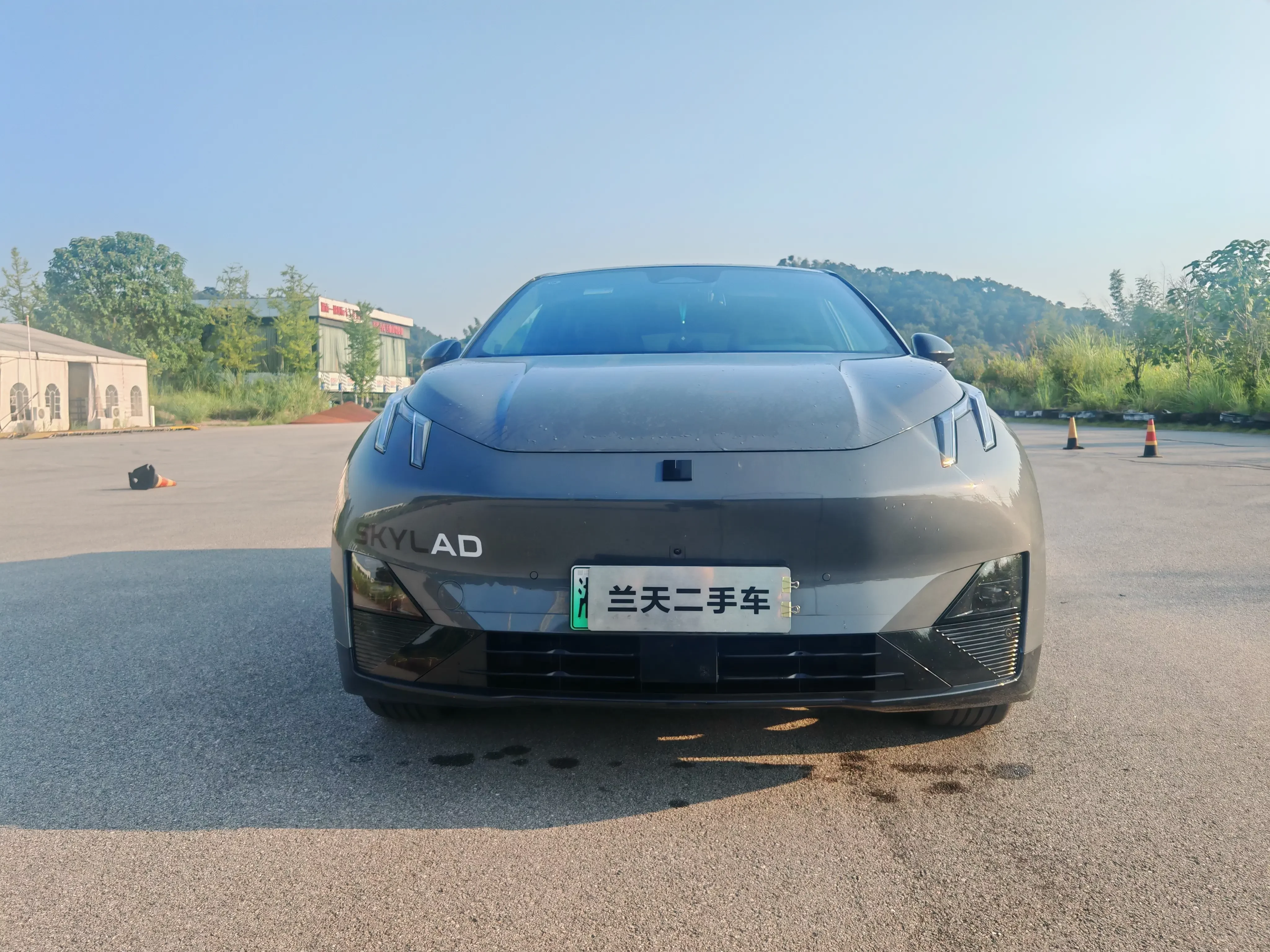 Lynk & Co Z20