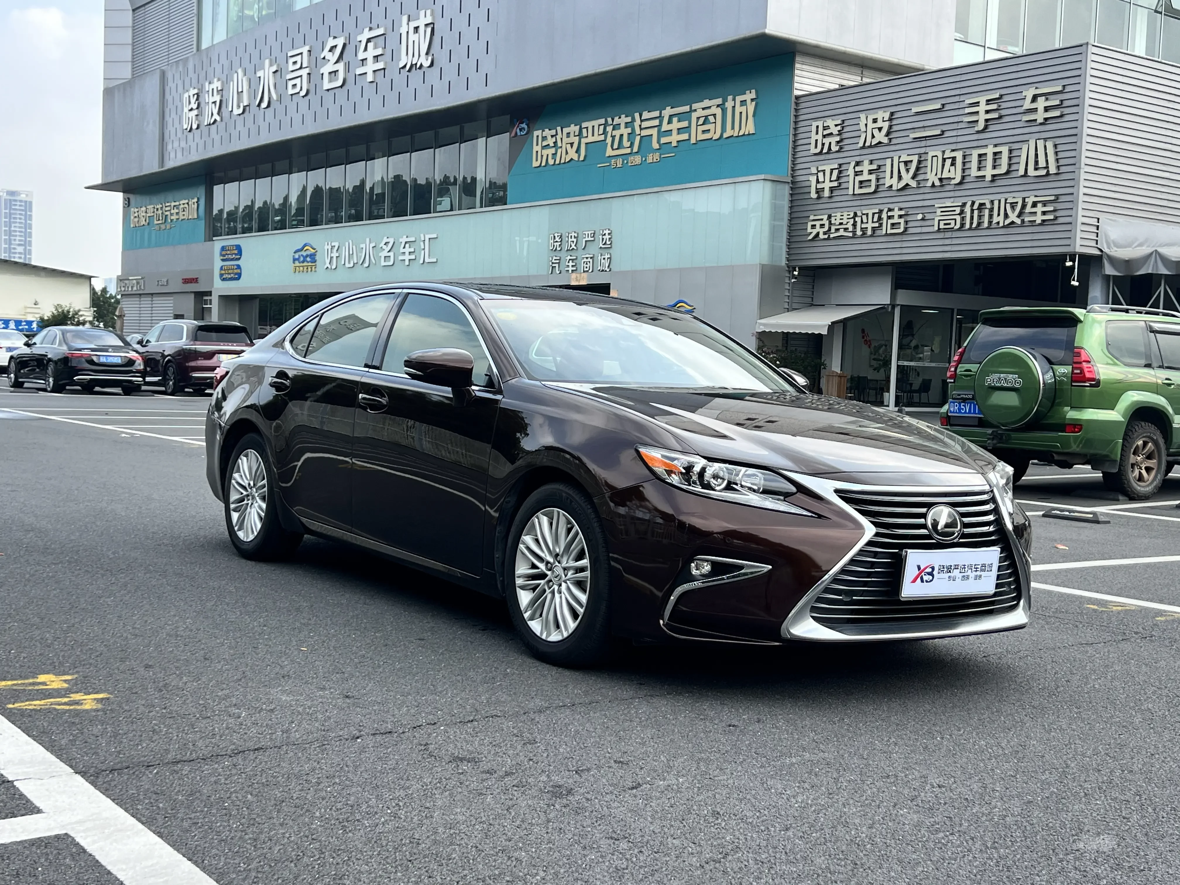 Lexus ES
