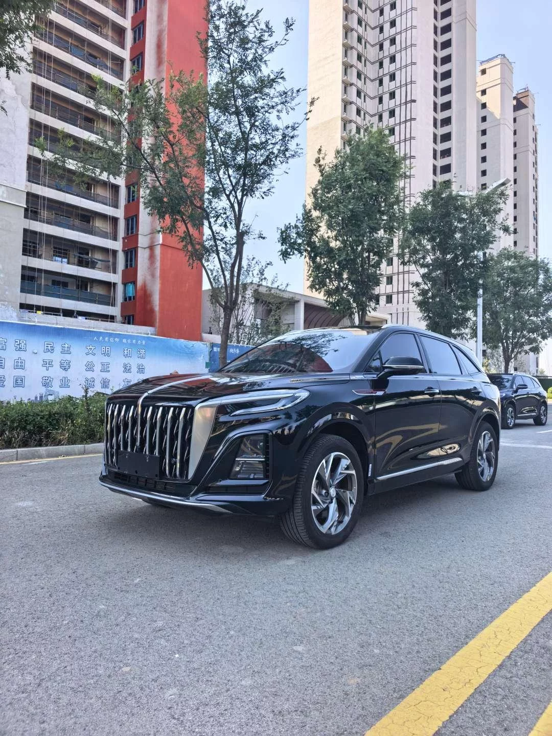 Hongqi HS3 PHEV