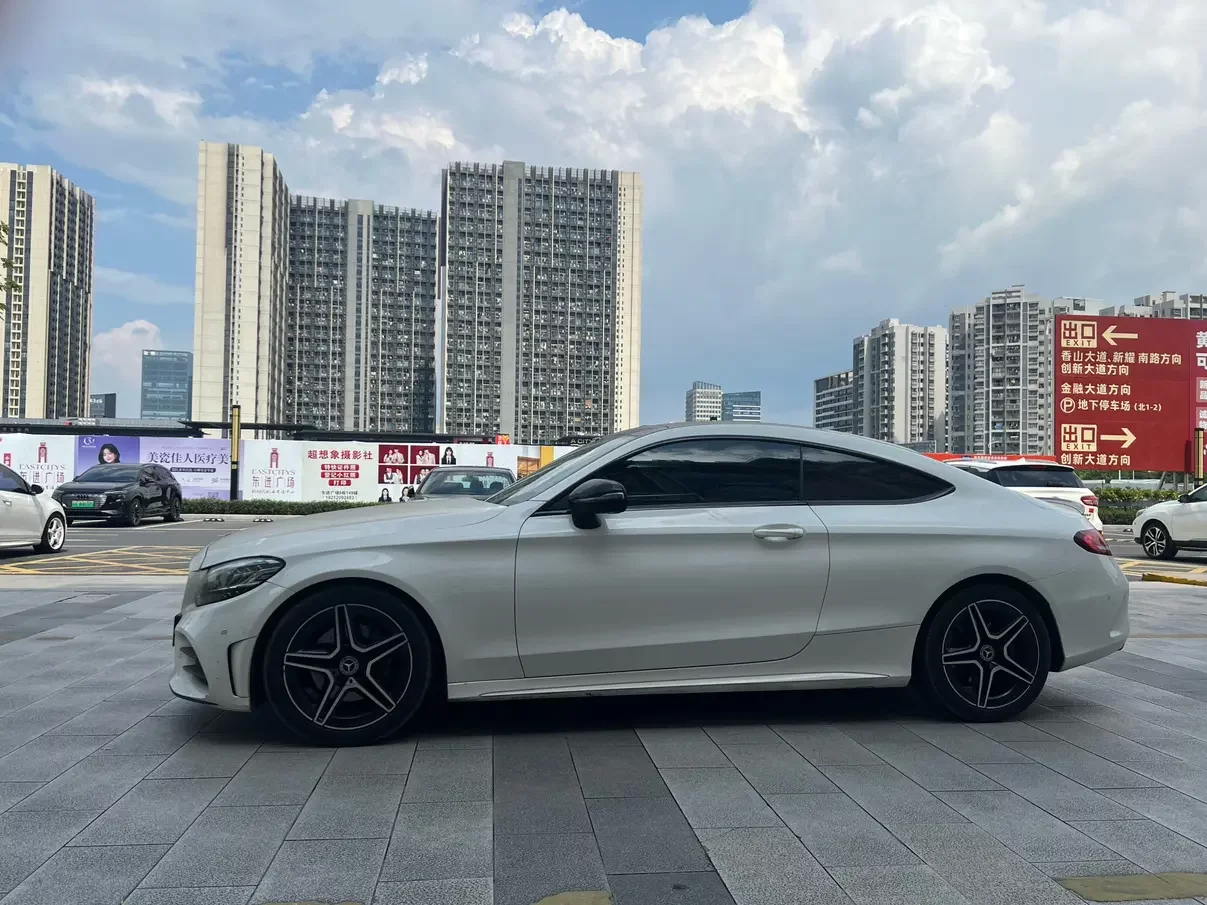 Mercedes-Benz C-Class