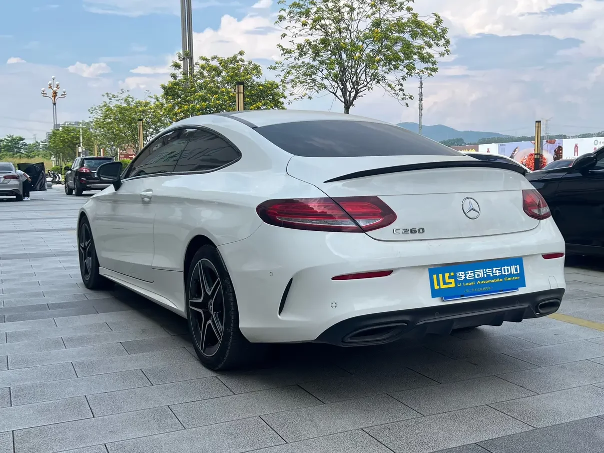 Mercedes-Benz C-Class
