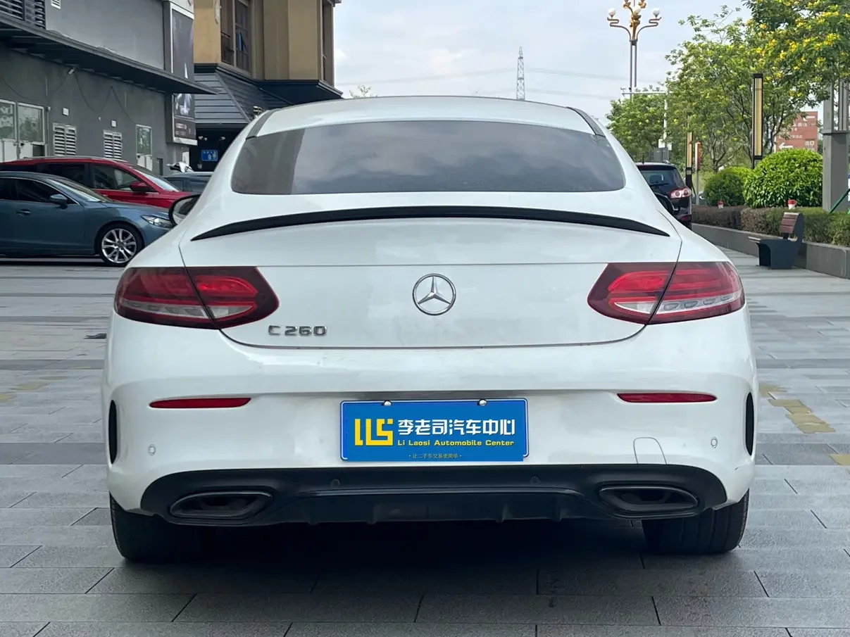 Mercedes-Benz C-Class
