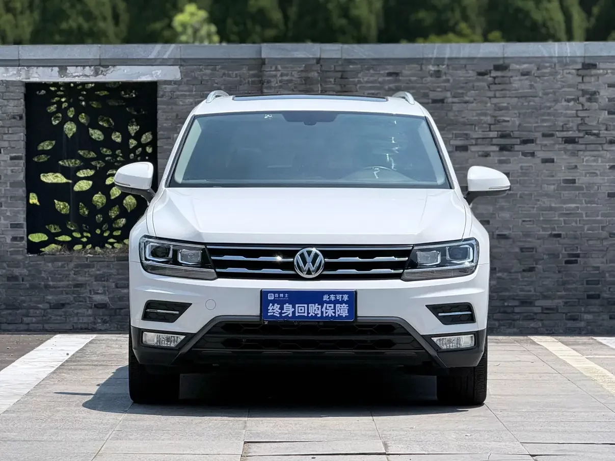 Volkswagen Tiguan L