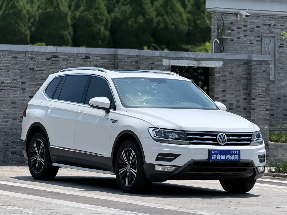 Volkswagen Tiguan L