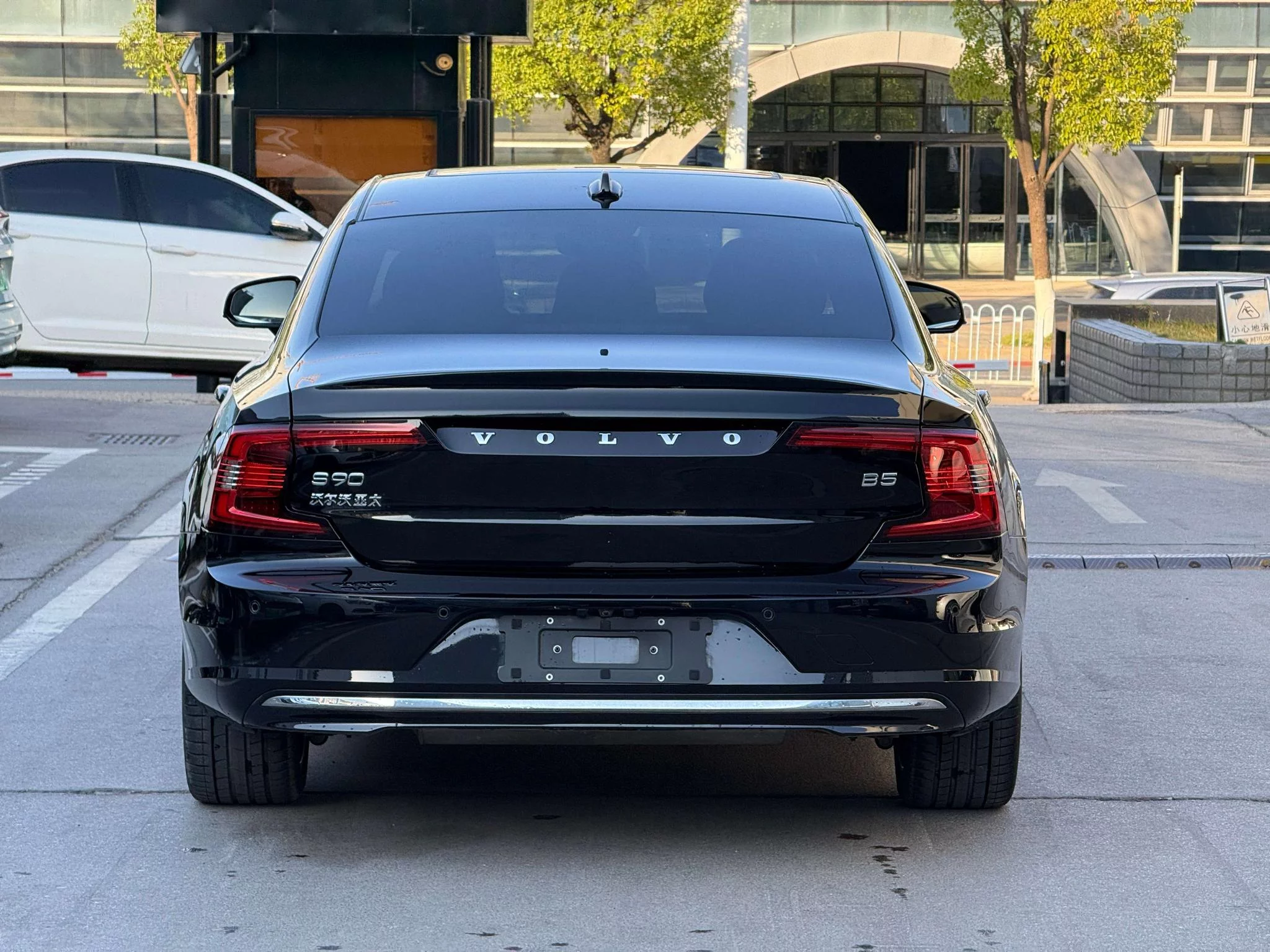 Volvo S90