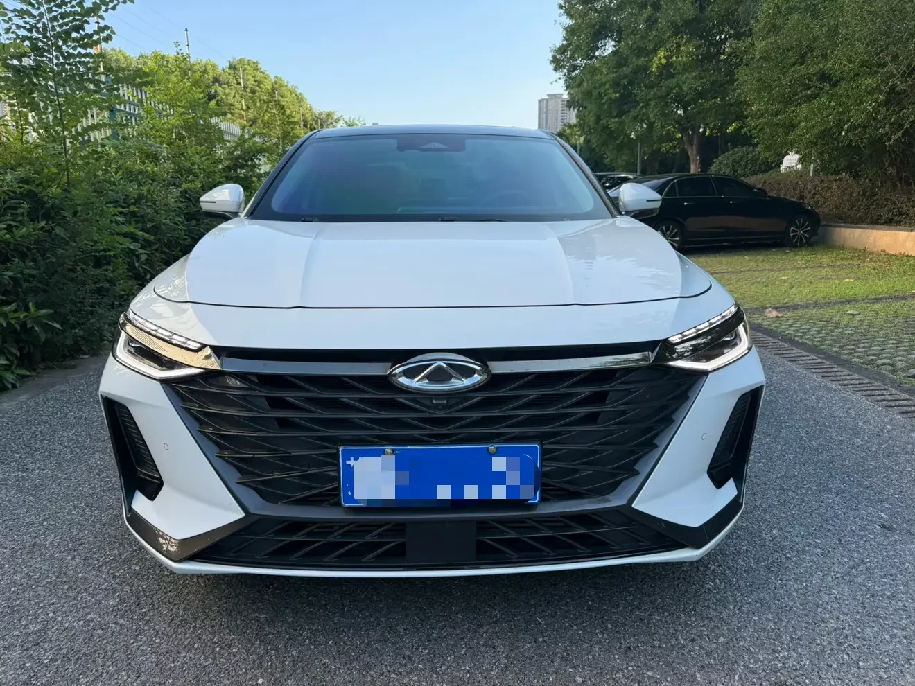 Chery Arrizo 8
