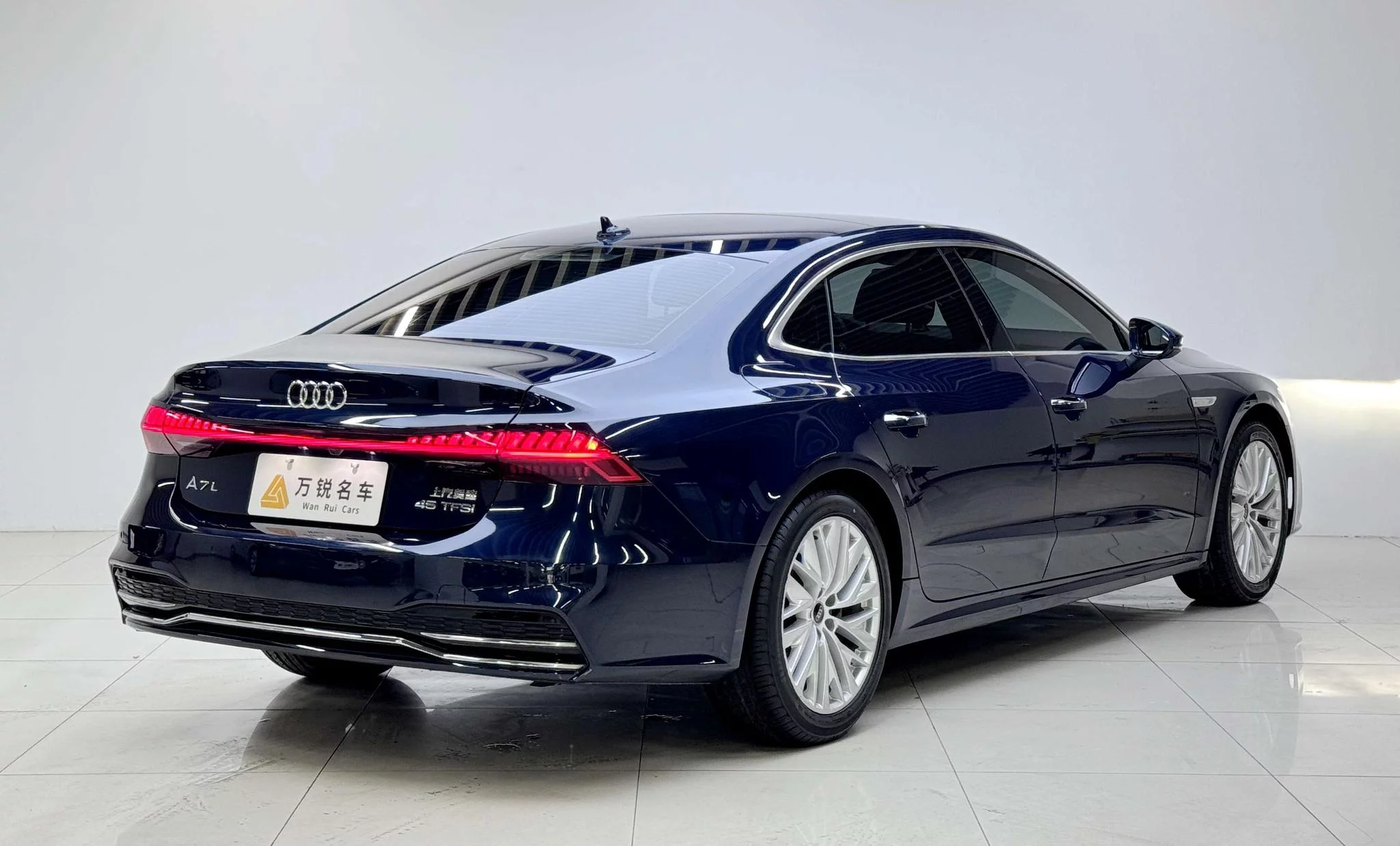 Audi A7L