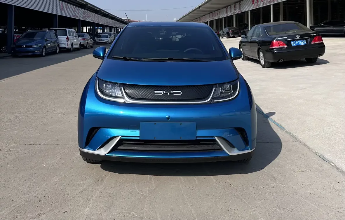 BYD Dolphin