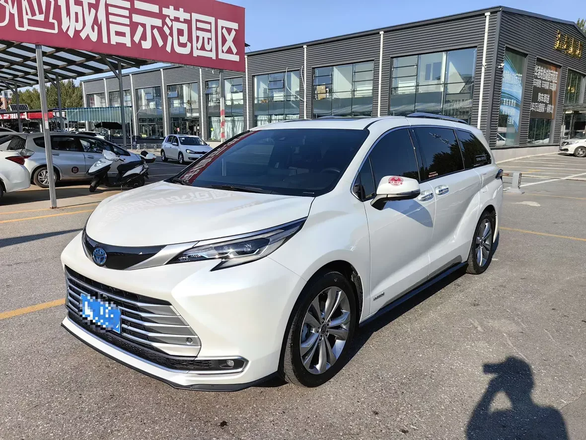 Toyota Sienna