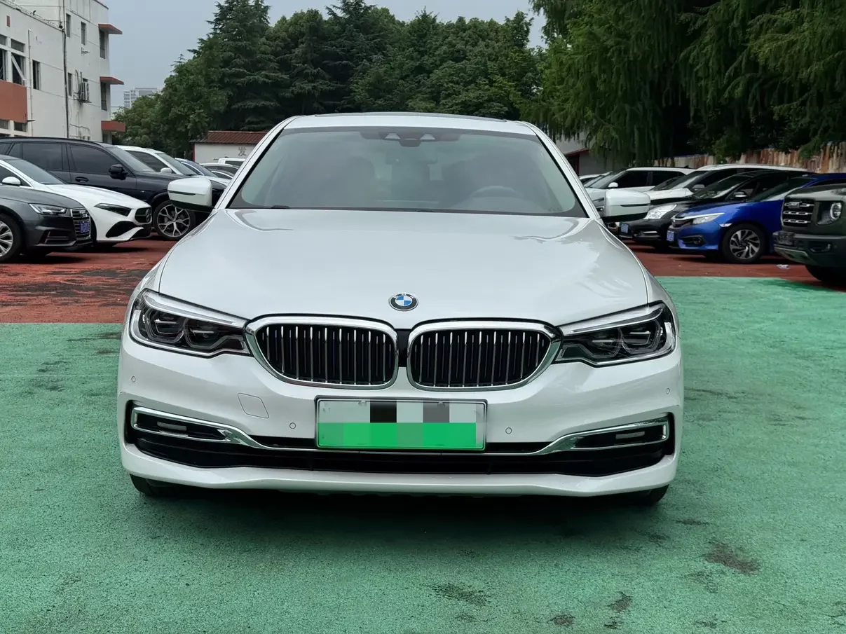 BMW 5 Series PHEV