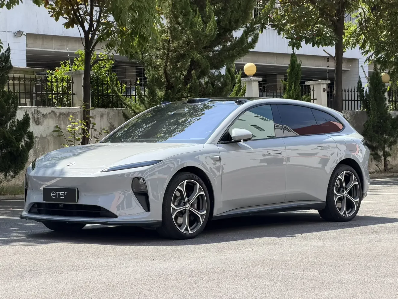 NIO ET5T