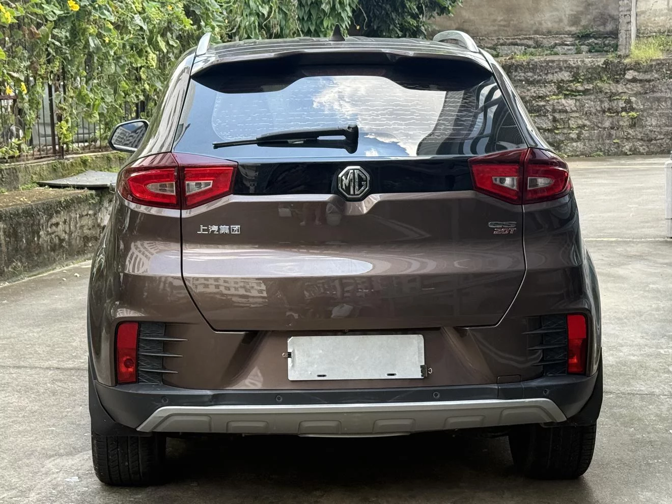 MG Ruiteng