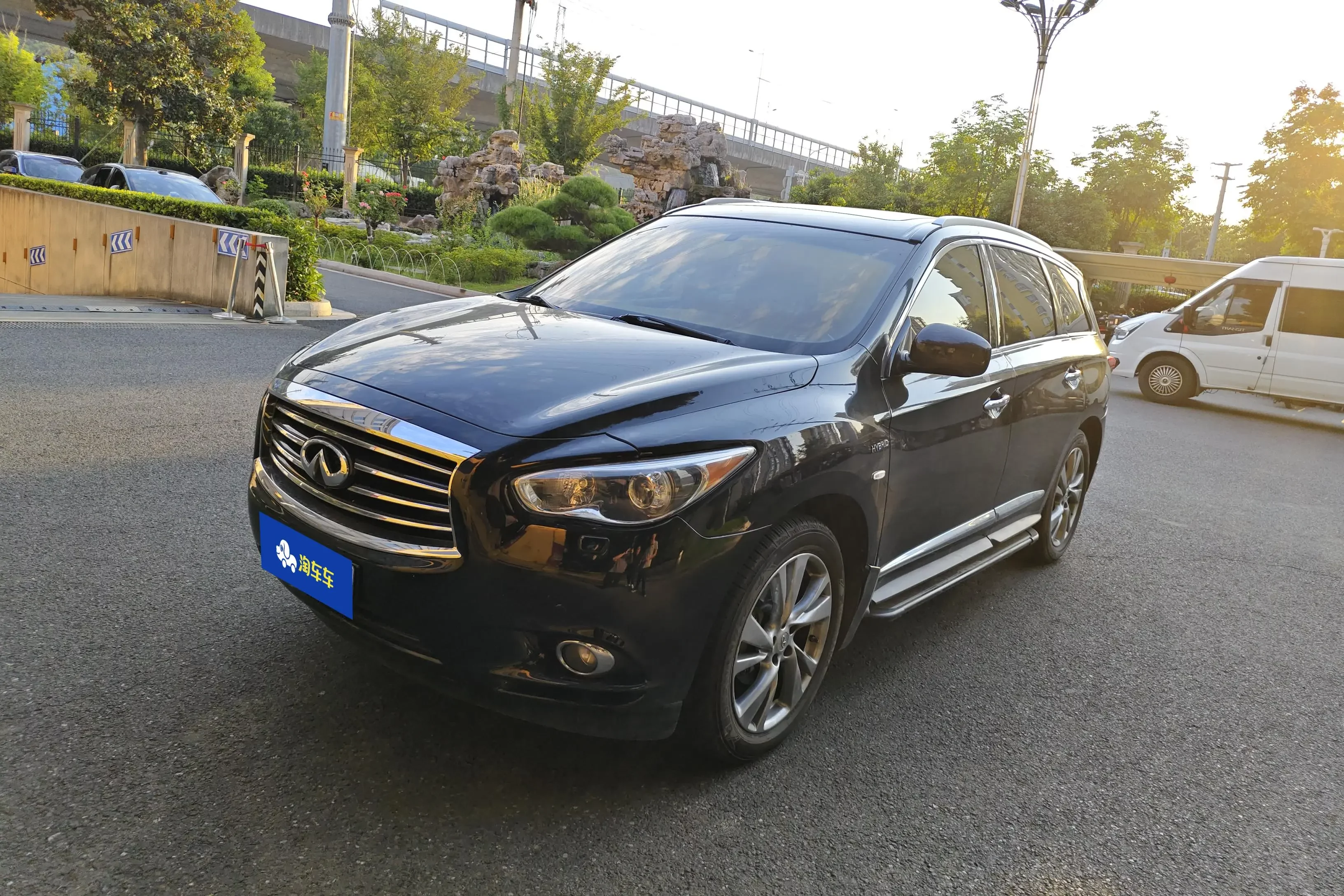 Infiniti QX60  из Китая