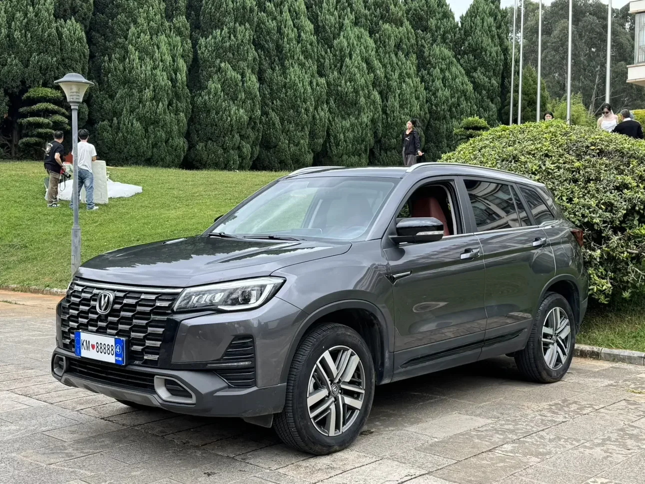 Changan CS75