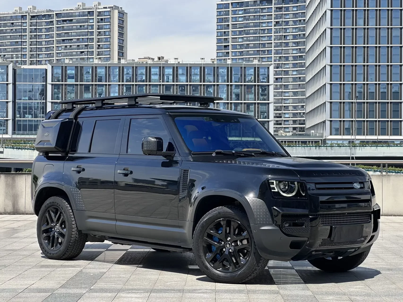 Land Rover Defender