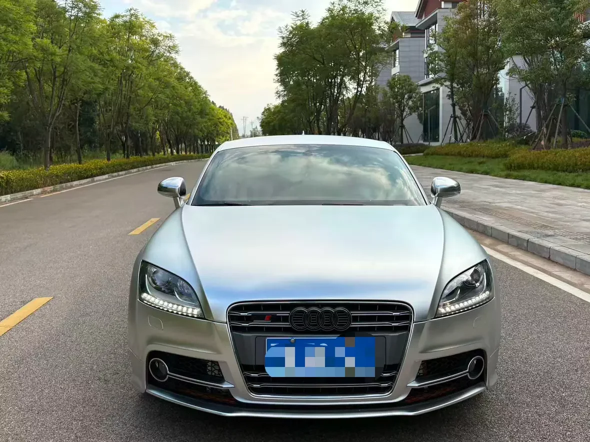 Audi TTS