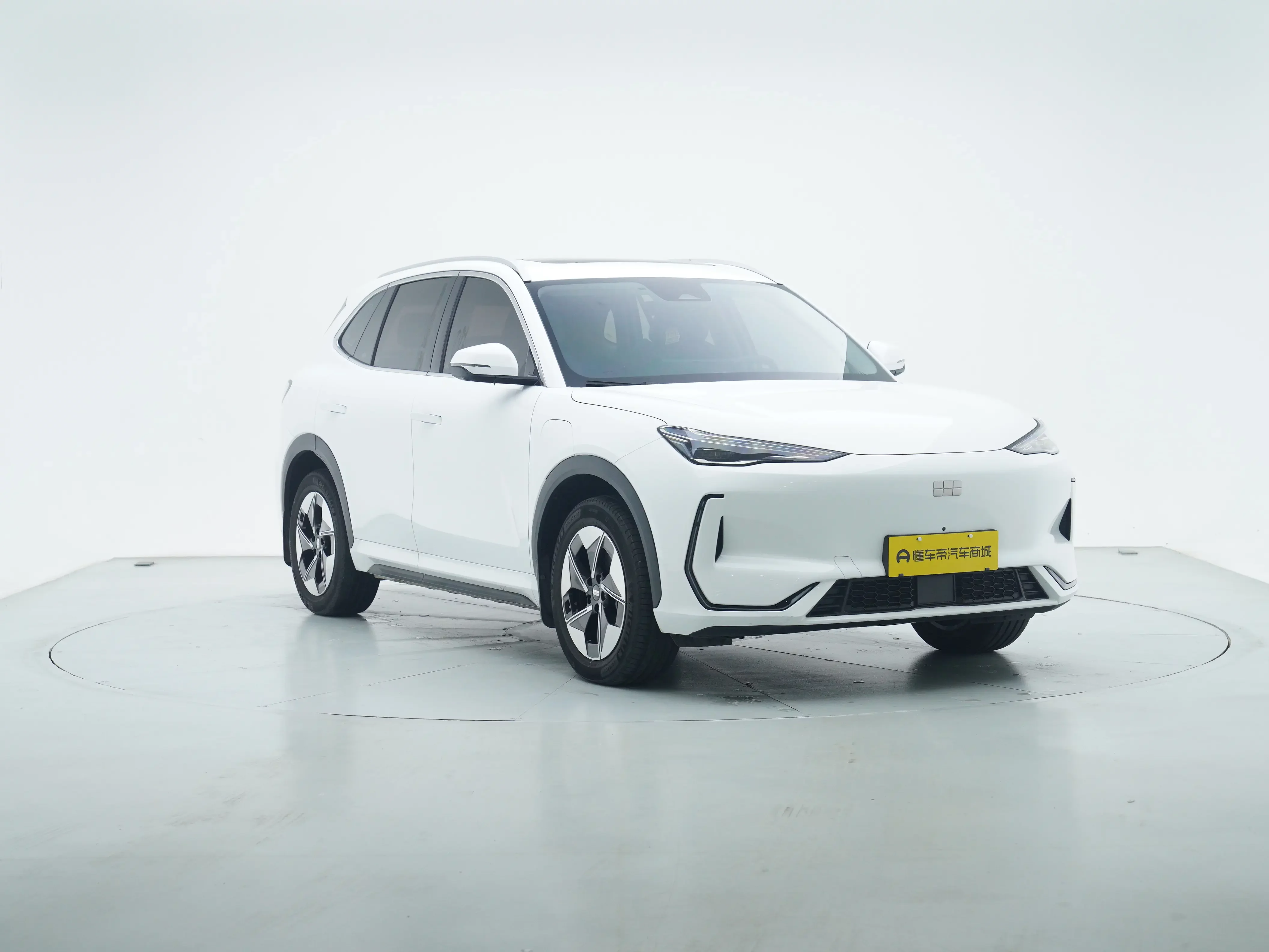 Geely Galaxy E5