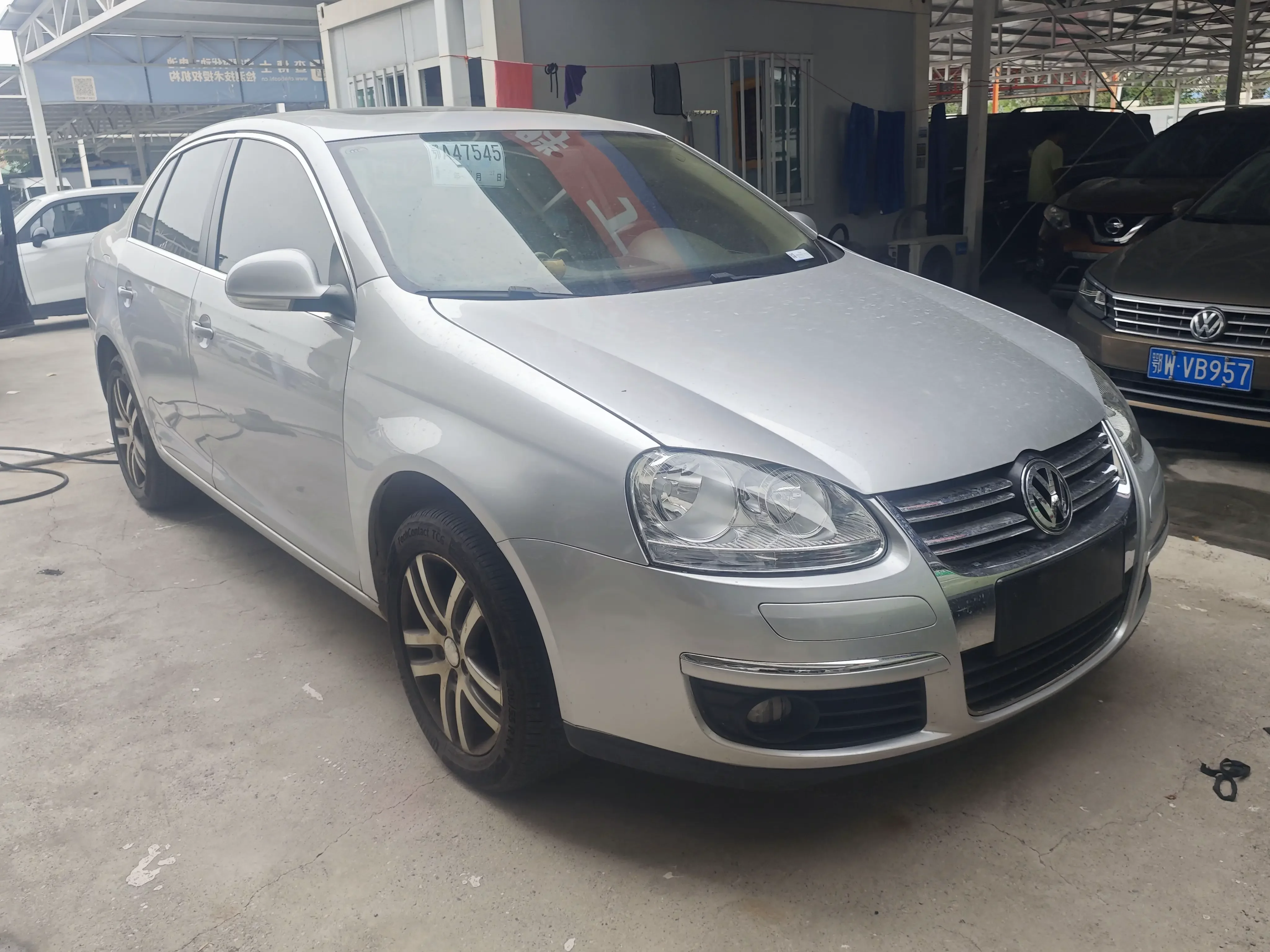 Volkswagen Sagitar  из Китая