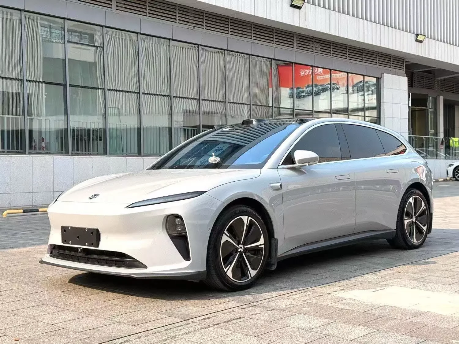 NIO ET5T