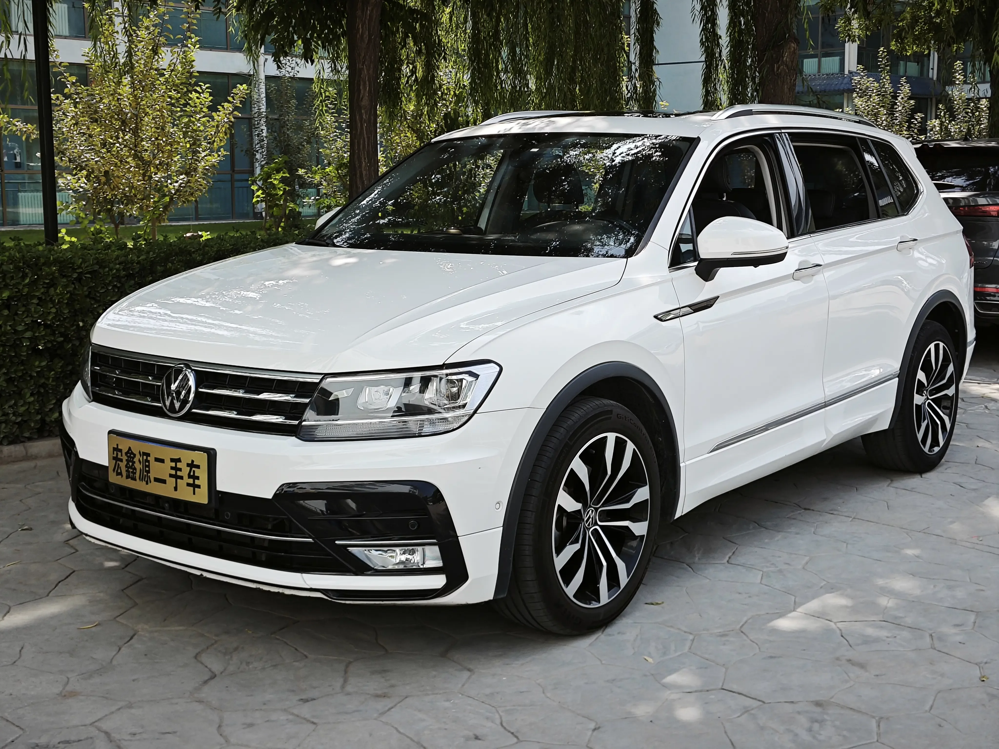 Volkswagen Tiguan L
