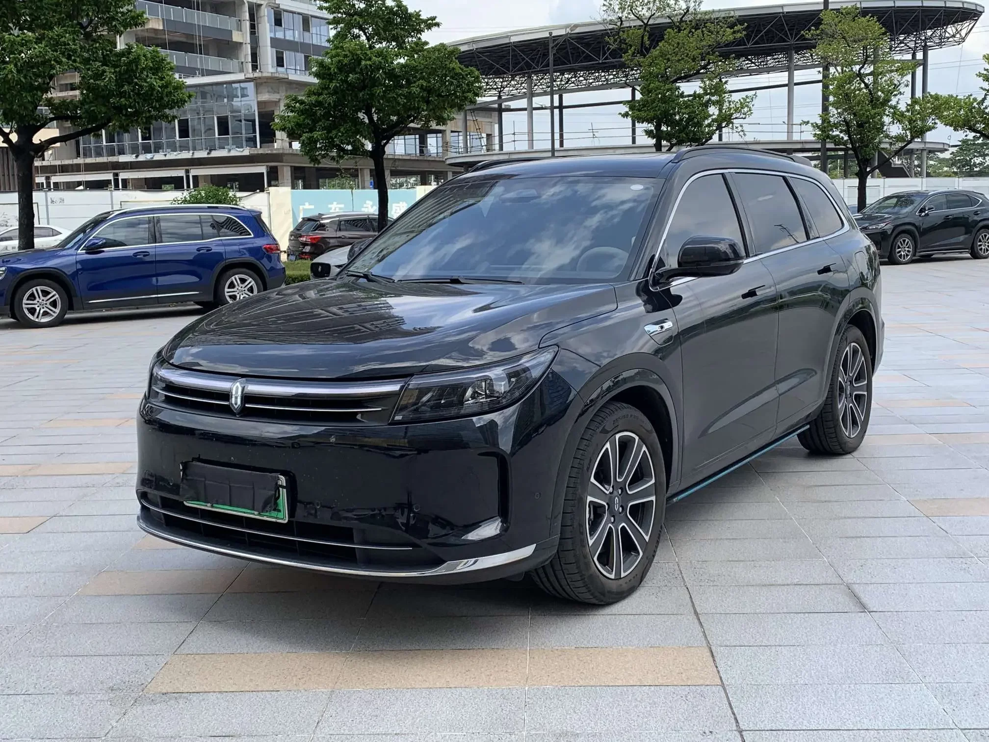 AITO M7