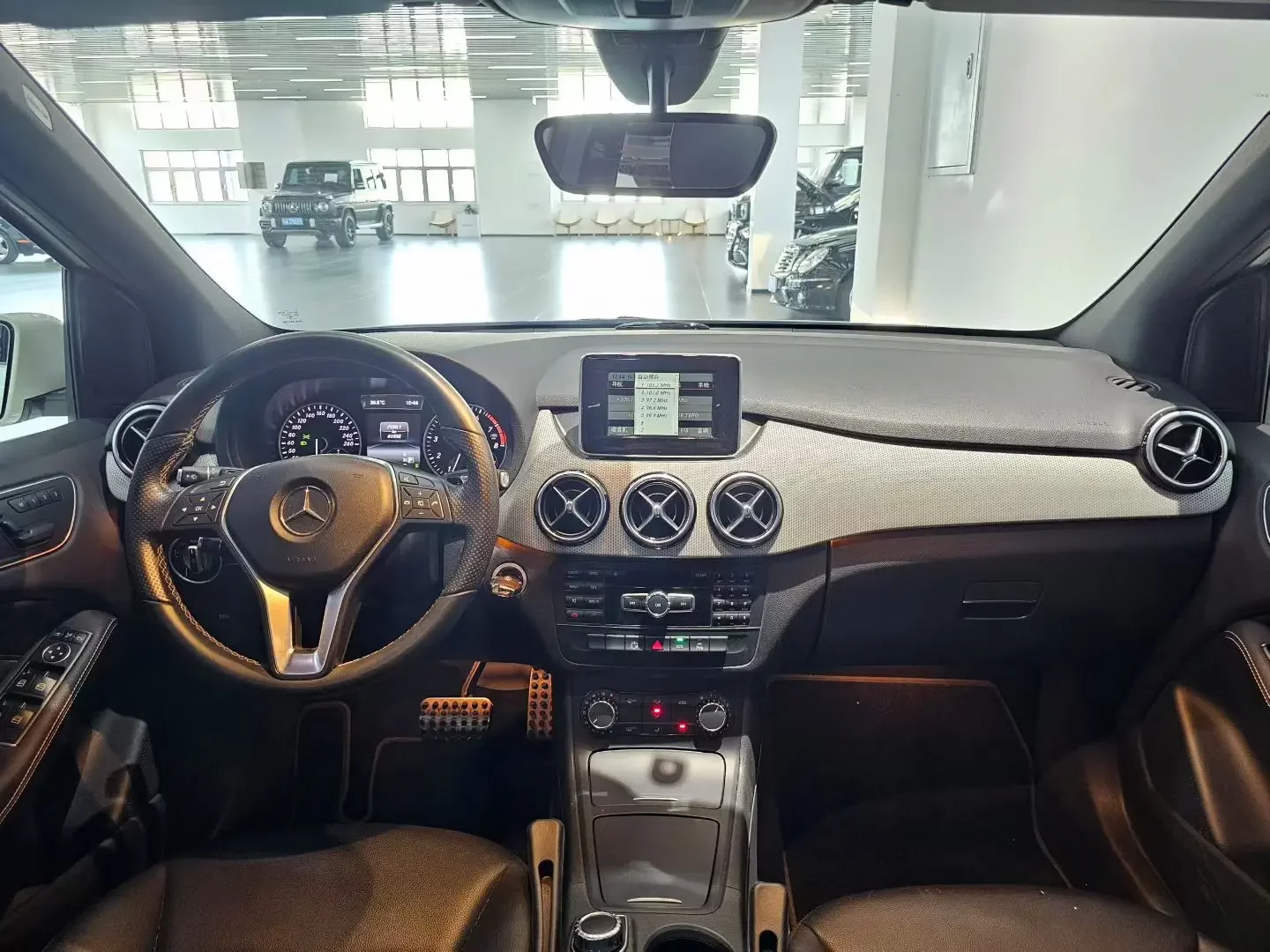 Mercedes-Benz B Class
