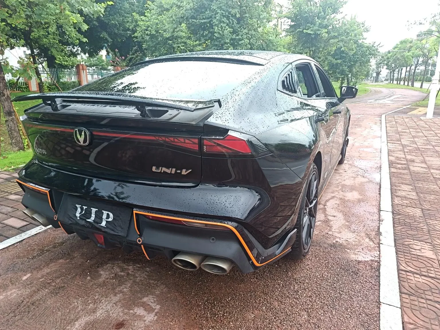 Changan UNI-V