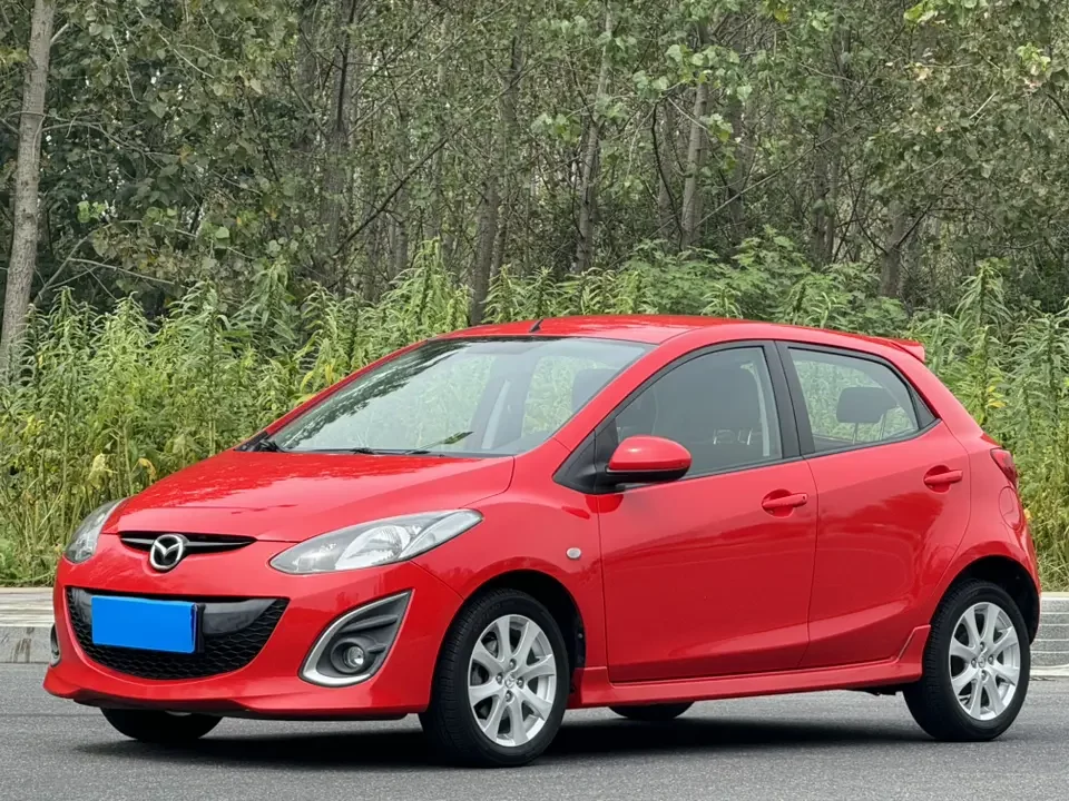 Mazda Mazda2