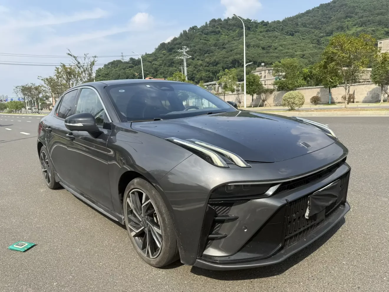 Lynk & Co 03