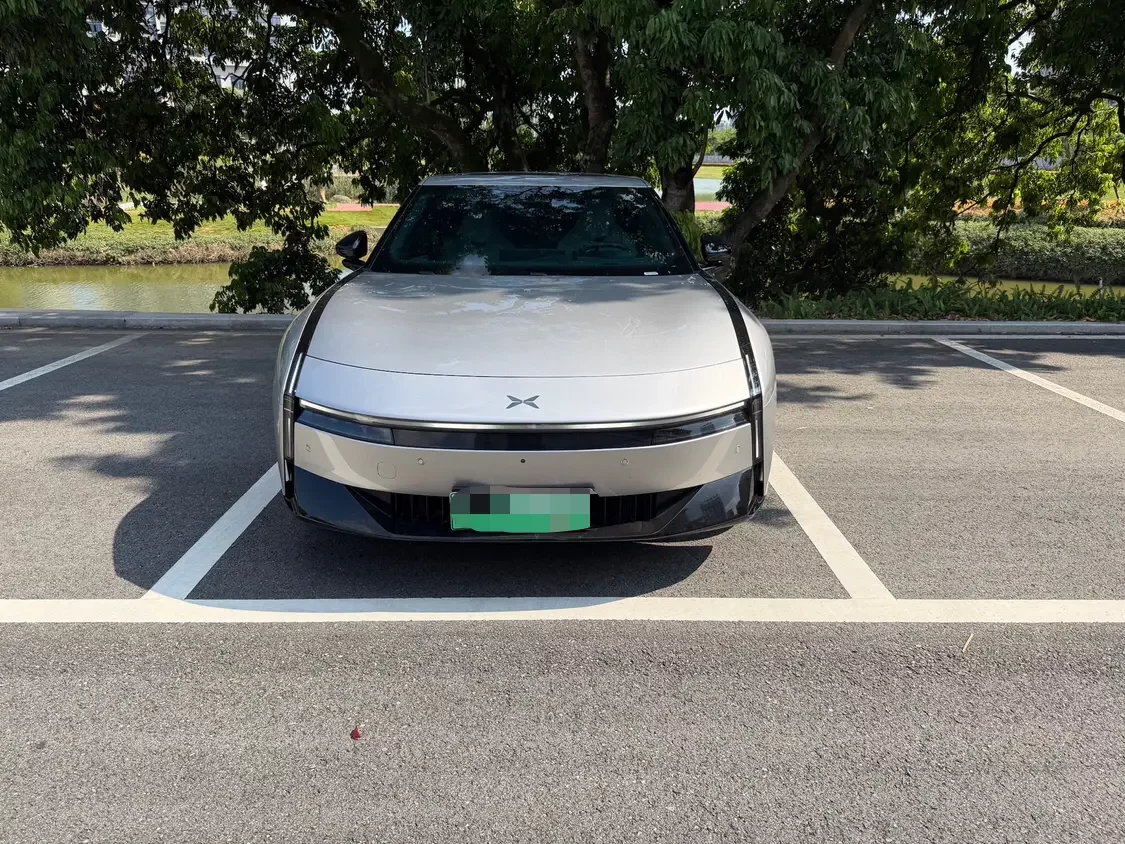 XPeng P7