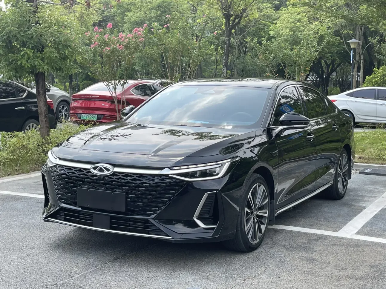 Chery Arrizo 8