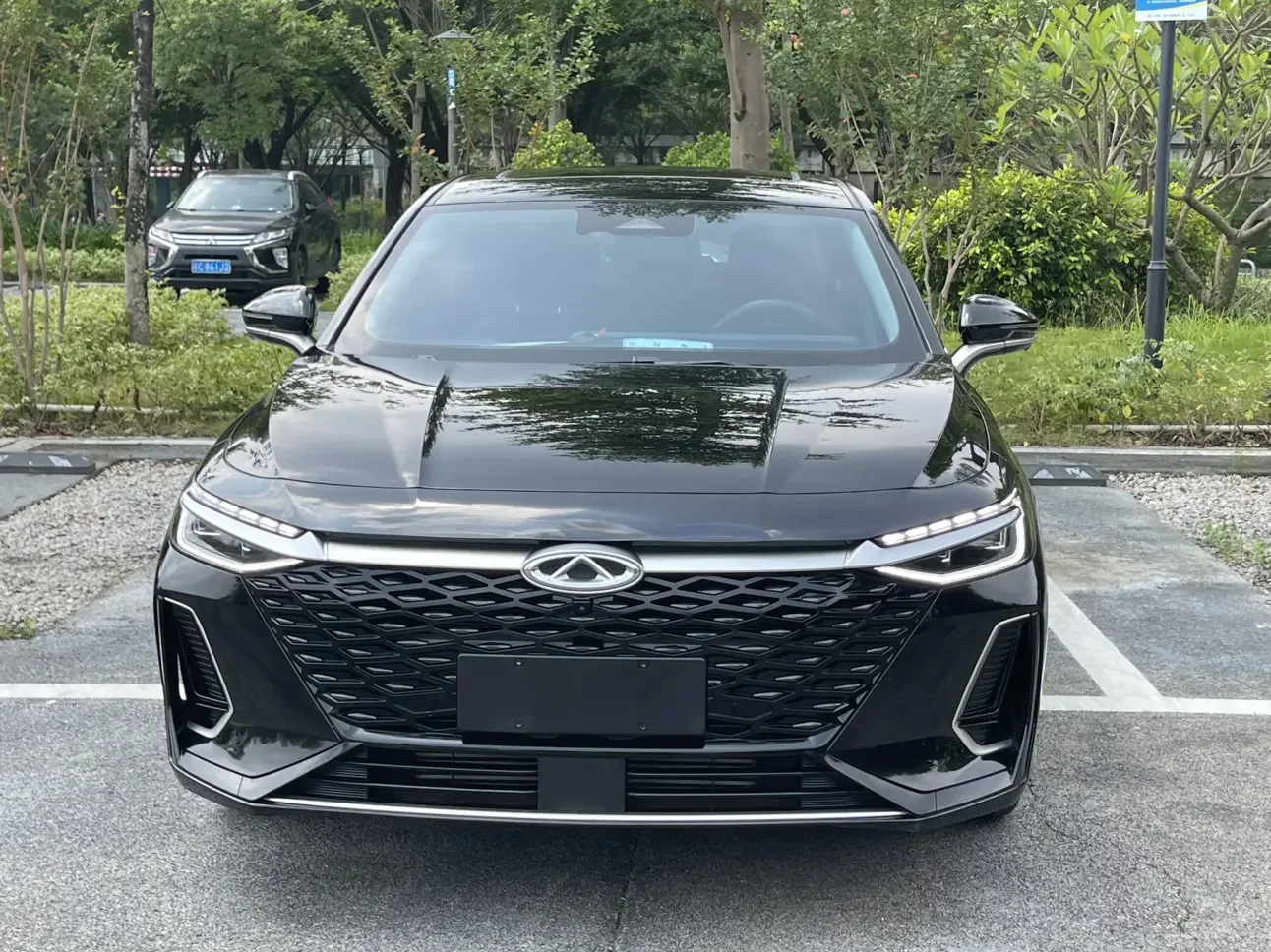 Chery Arrizo 8