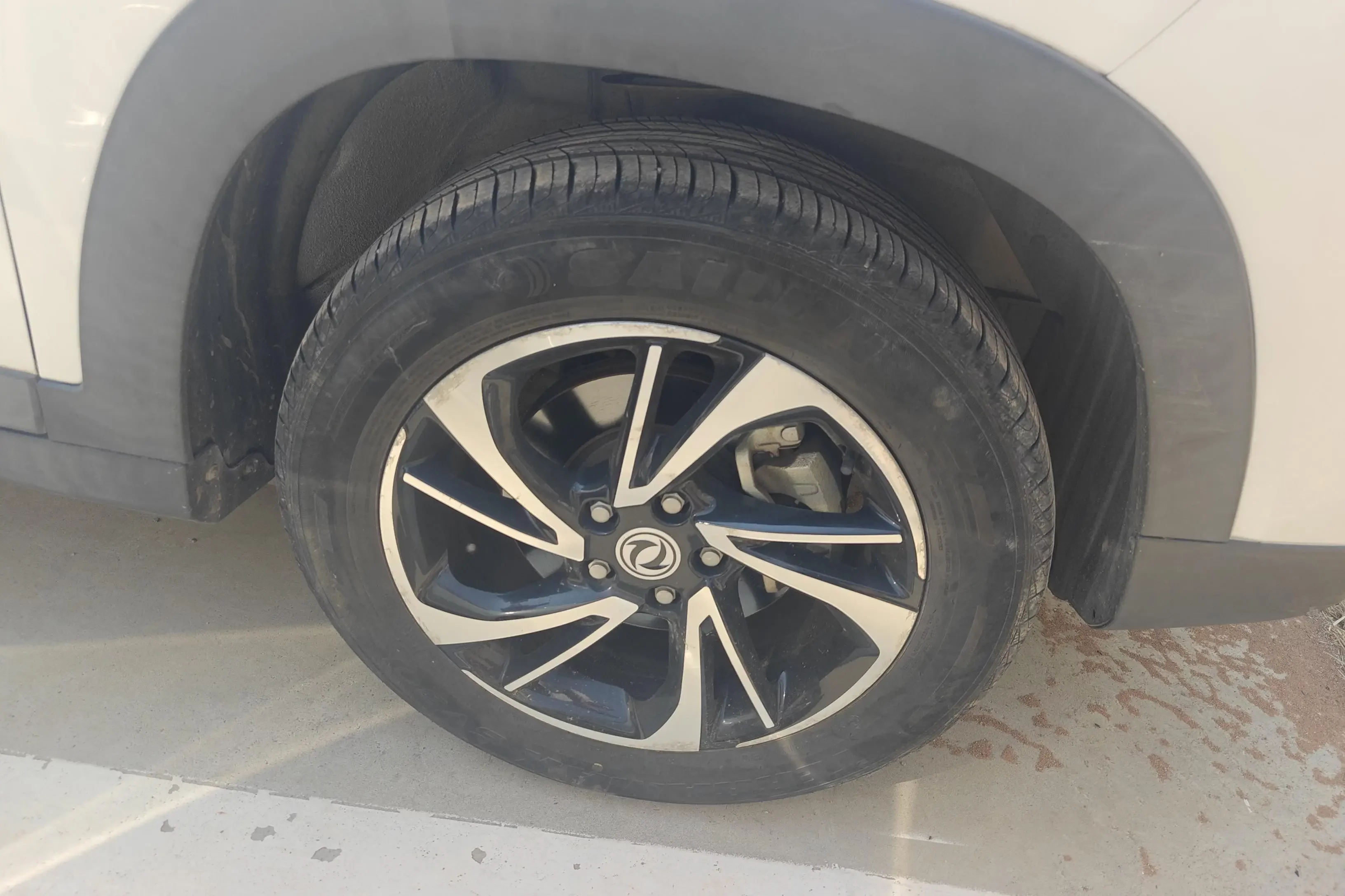 Dongfeng Scenery S560