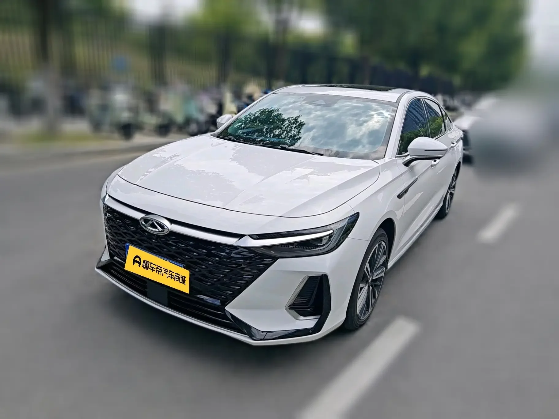 Chery Arrizo 8