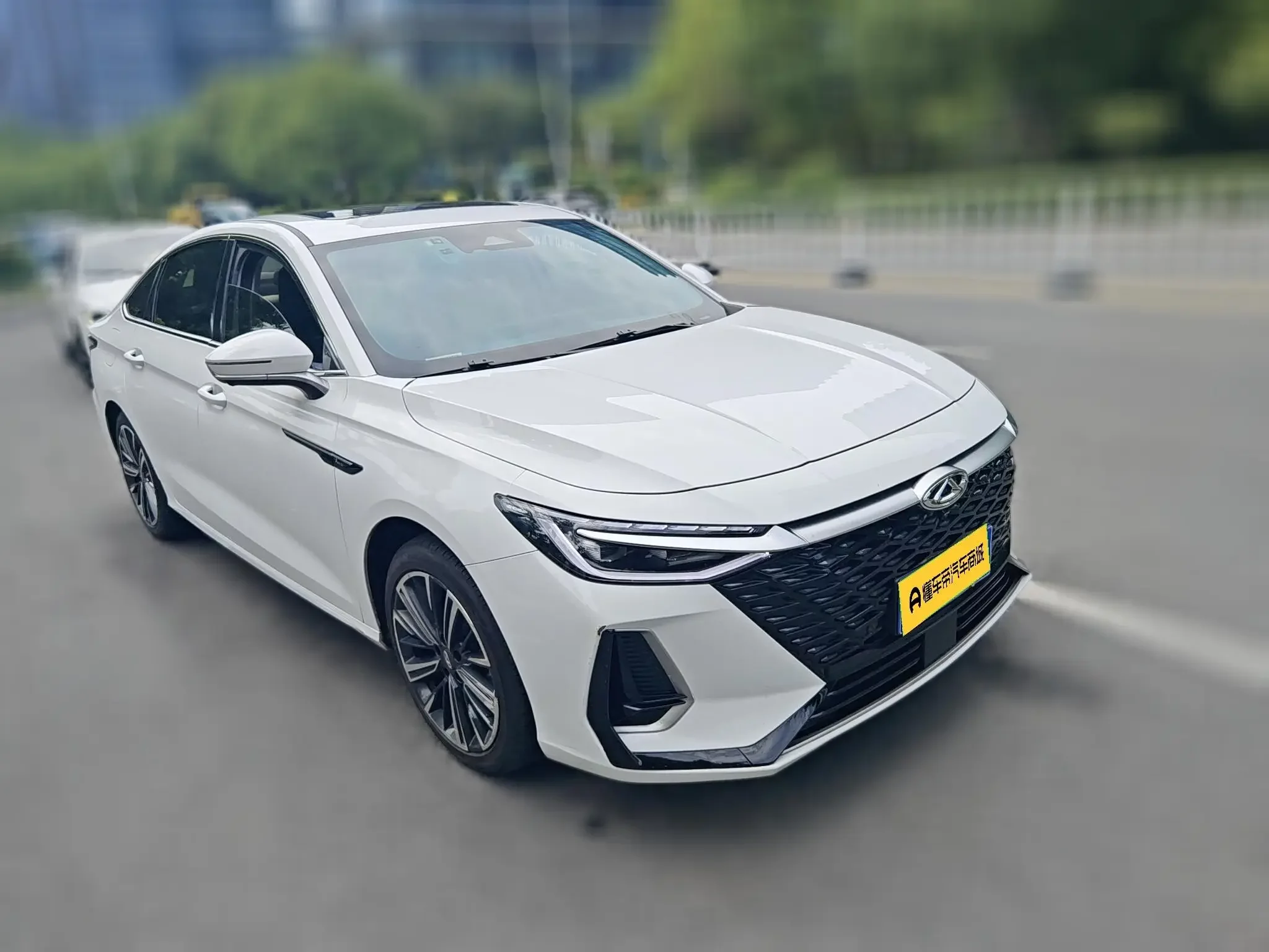 Chery Arrizo 8
