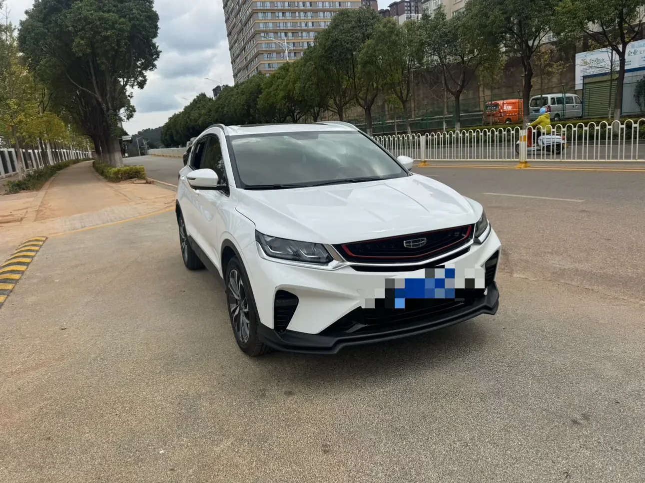 Geely Coolray SX11