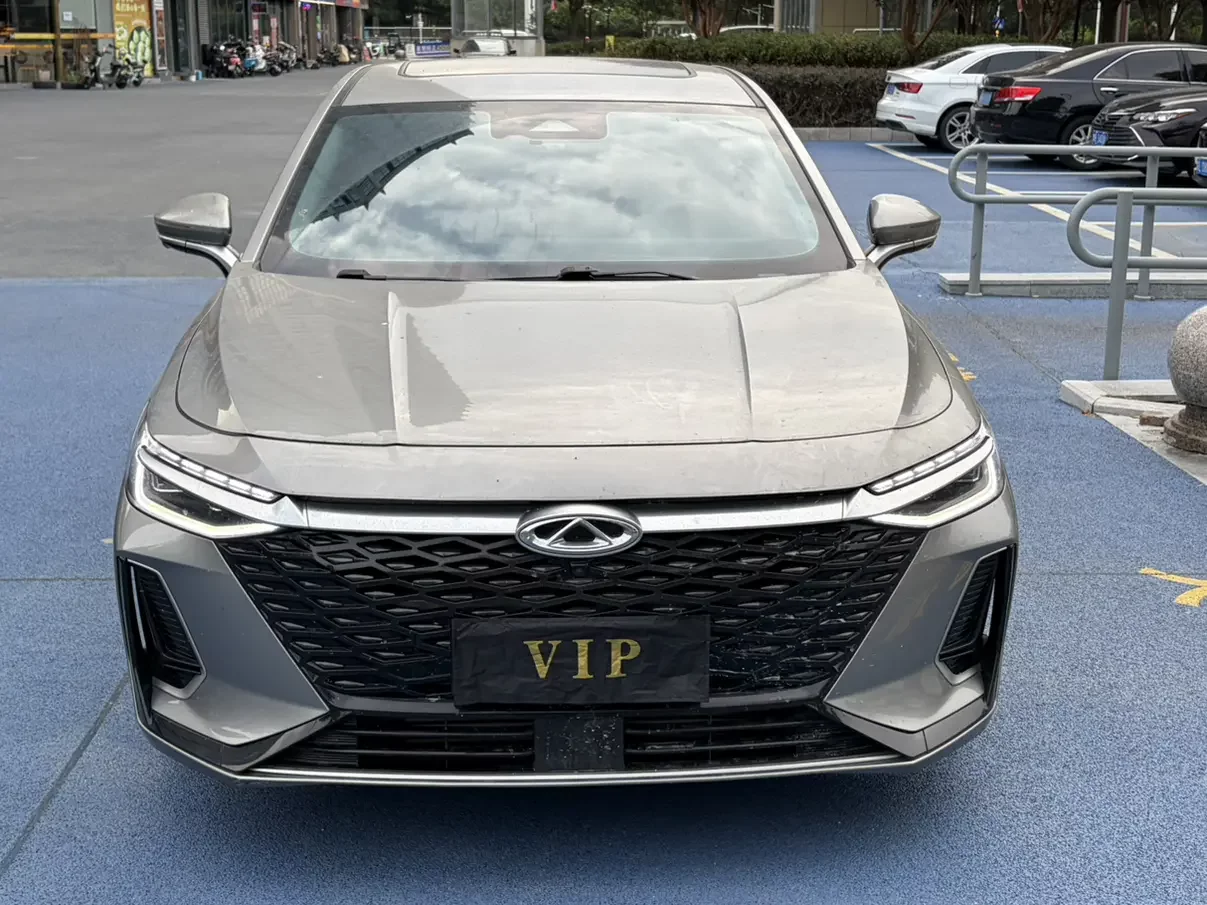 Chery Arrizo 8
