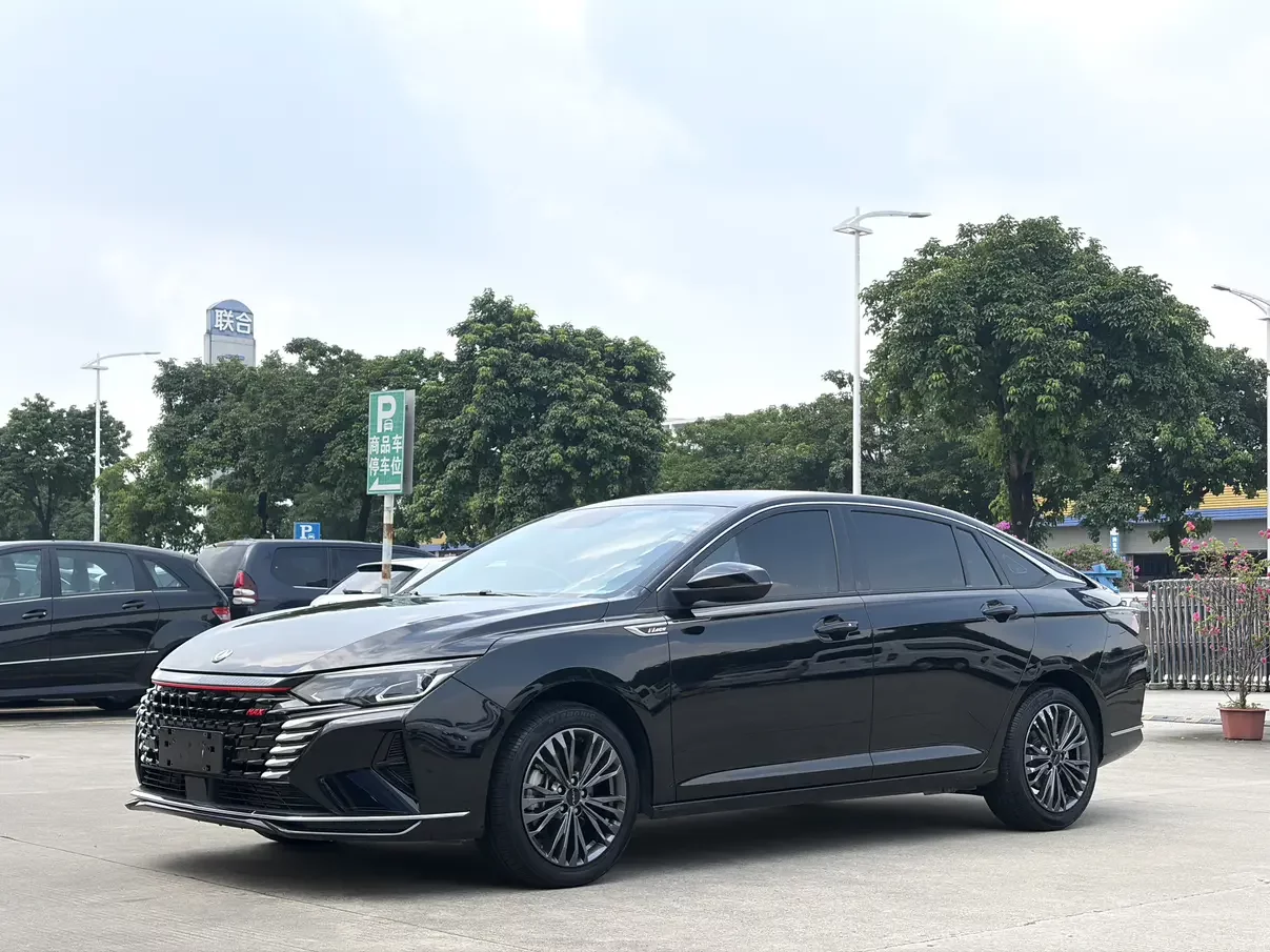 DONGFENG YIXUAN MAX
