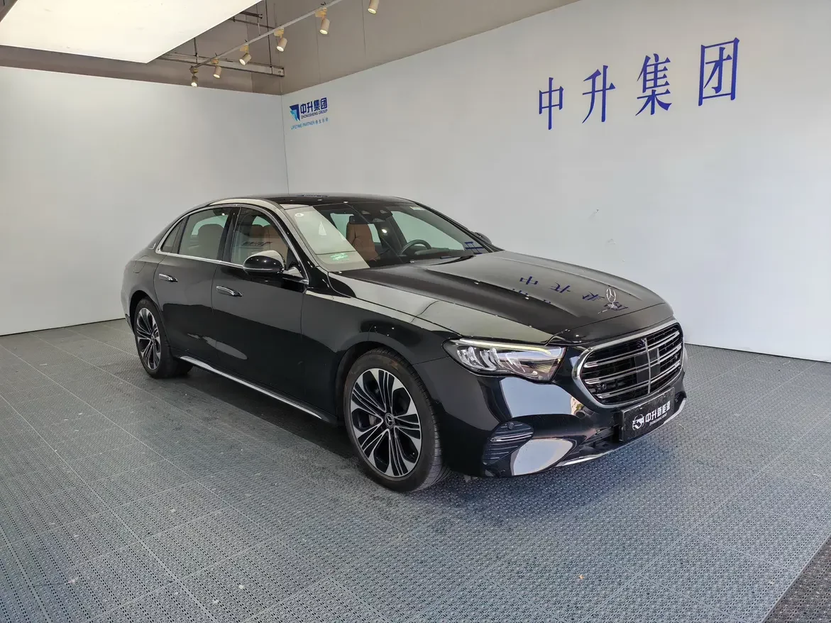 Mercedes-Benz E-Class PHEV